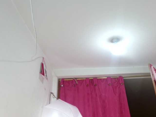 Karolcoott live cam on BongaCams