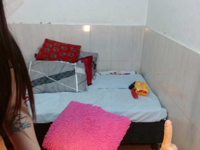Karolcoott live cam on BongaCams