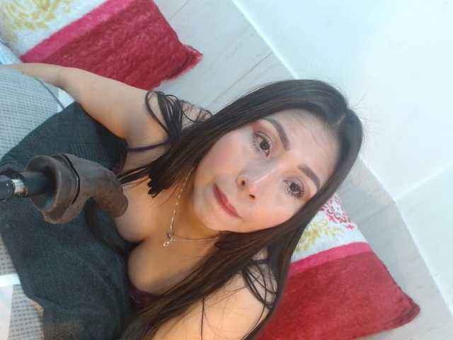 Karolcoott live cam preview