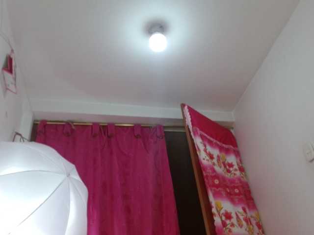 Karolcoott live cam on BongaCams