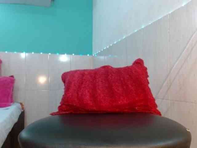 Karolcoott webcam