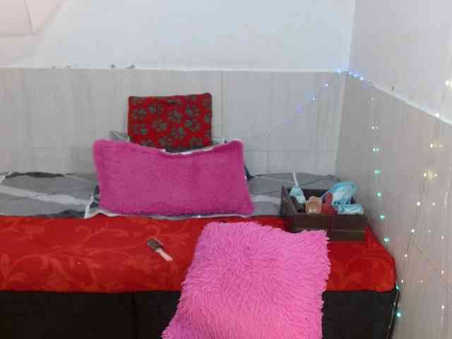 Karolcoott webcam