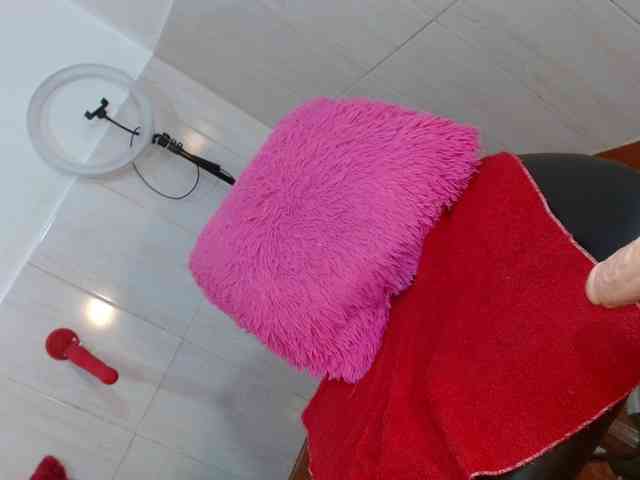 Karolcoott webcam