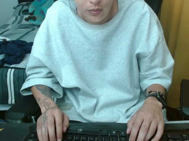 magicjadee live cam on BongaCams