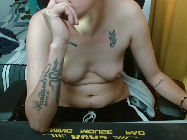 magicjadee live cam on BongaCams