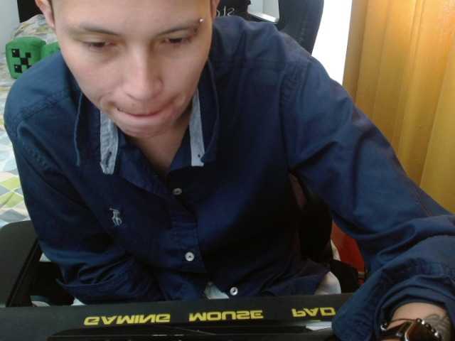 magicjadee live cam on BongaCams
