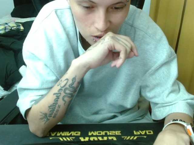 magicjadee live cam on BongaCams