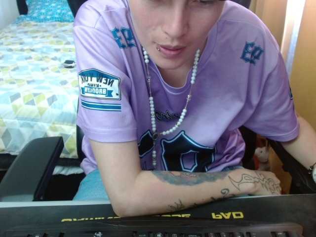 magicjadee live cam on BongaCams