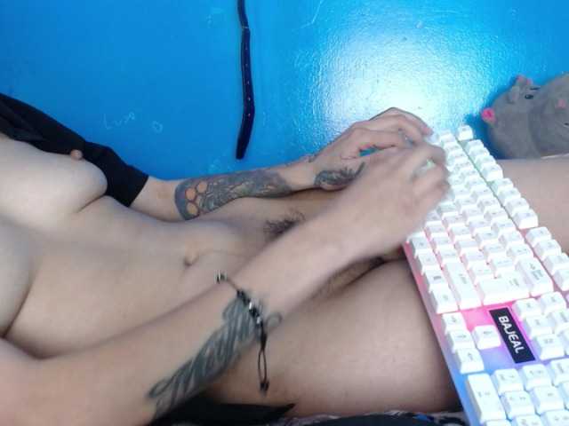 magicjadee live cam on BongaCams