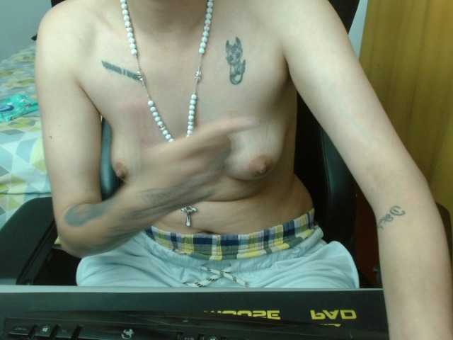 magicjadee live cam on BongaCams