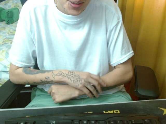magicjadee live cam on BongaCams
