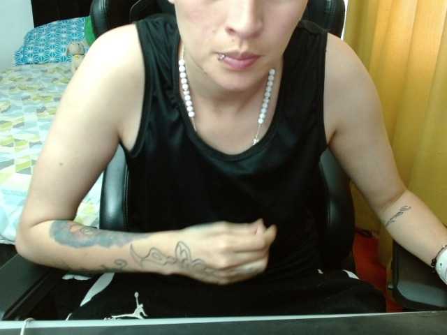 magicjadee live cam on BongaCams
