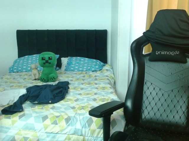 magicjadee live cam on BongaCams