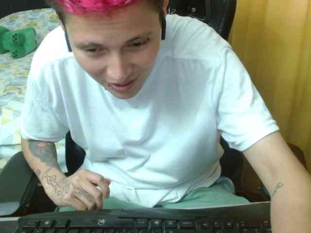 magicjadee webcam
