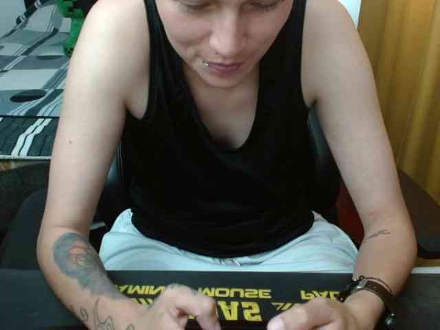 magicjadee webcam