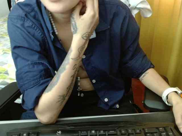 magicjadee webcam