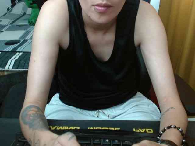 magicjadee webcam