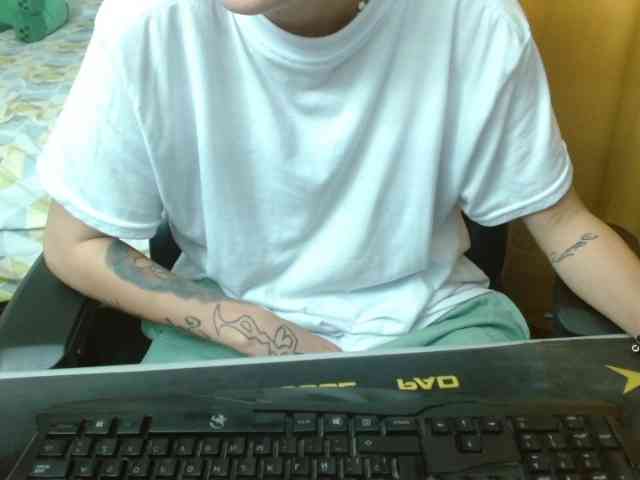magicjadee webcam