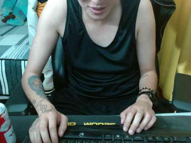 magicjadee Live Webcam on BongaCams