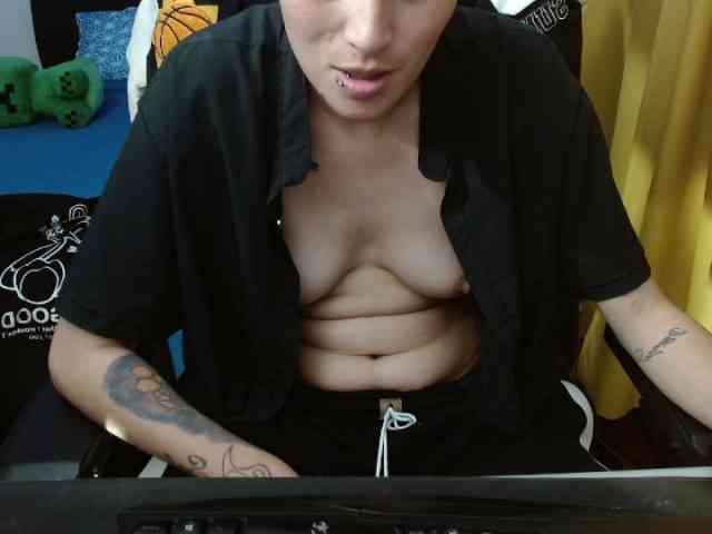 magicjadee webcam