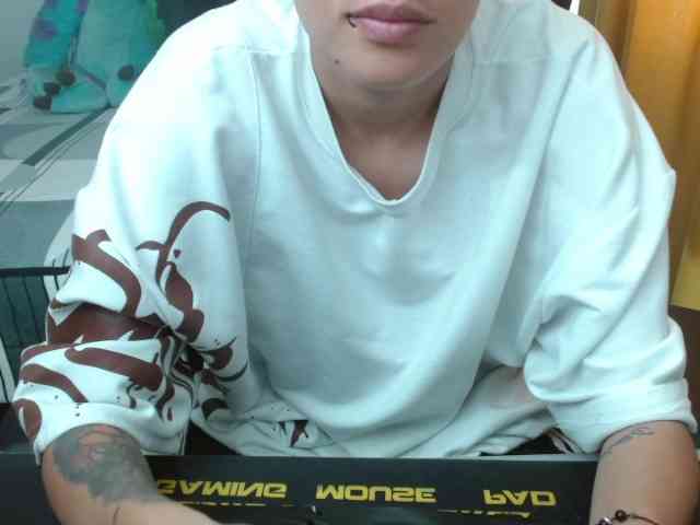 magicjadee webcam