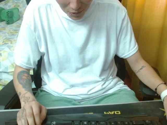 magicjadee webcam
