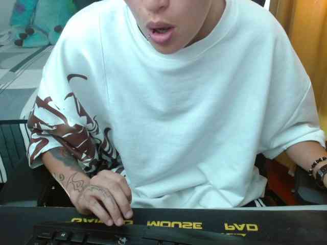 magicjadee webcam