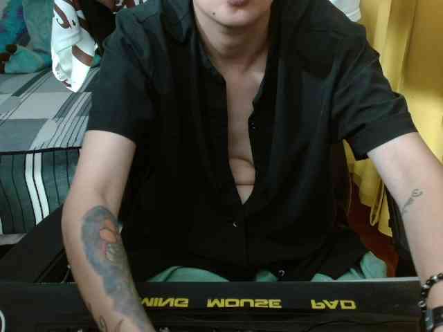 magicjadee webcam