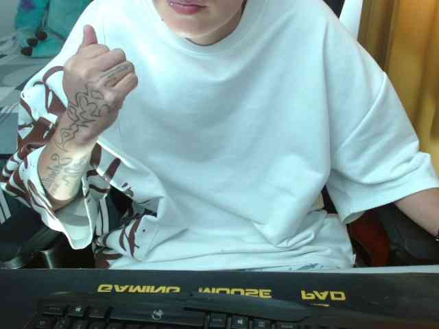 magicjadee webcam