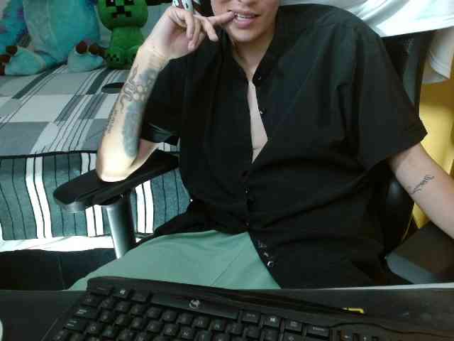 magicjadee webcam