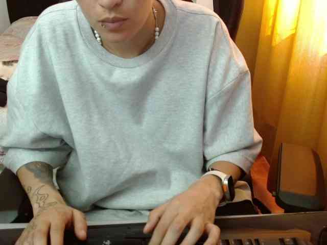 magicjadee webcam