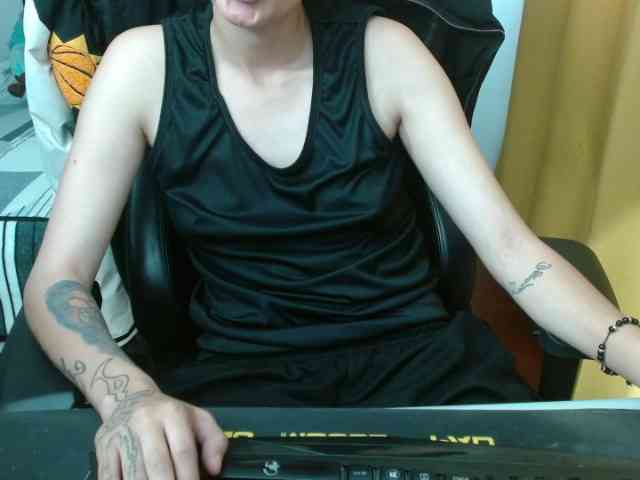 magicjadee Live Webcam on BongaCams