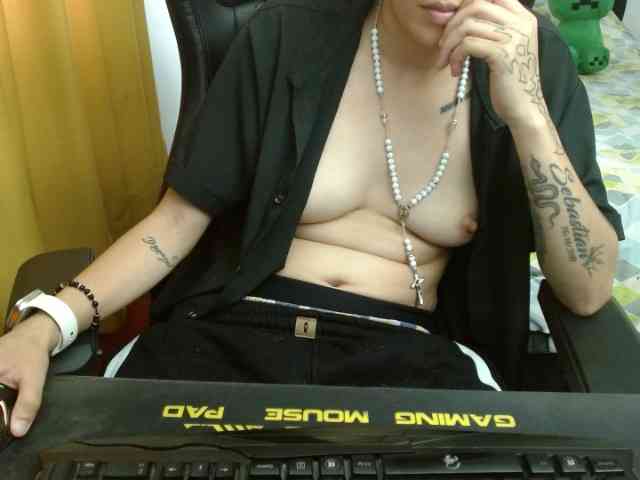 Modelo: magicjadee