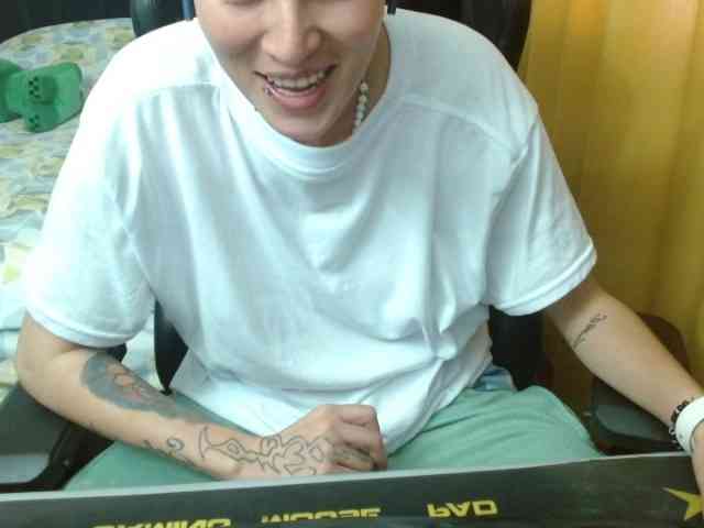 magicjadee webcam