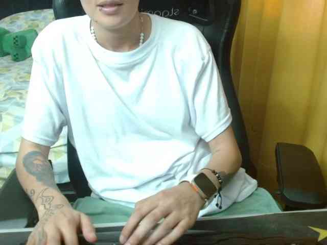 magicjadee webcam