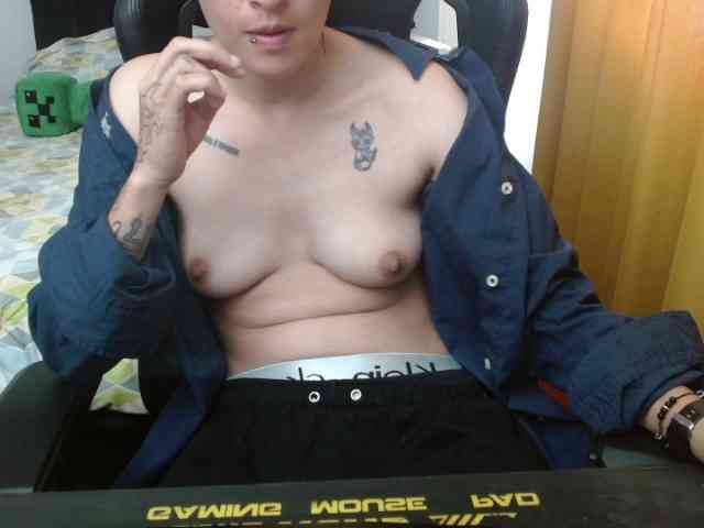 magicjadee webcam