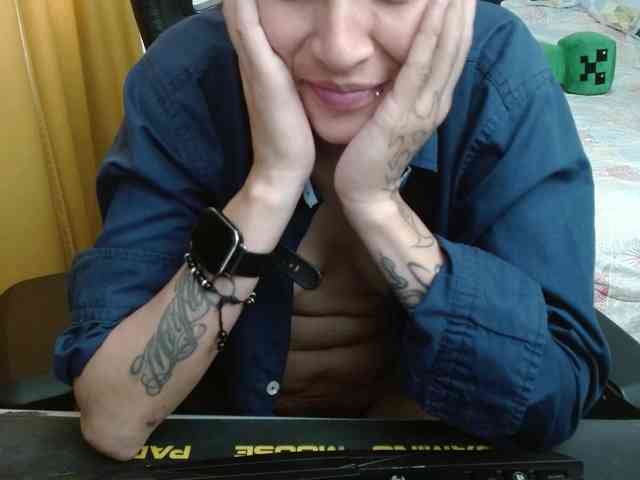 magicjadee webcam
