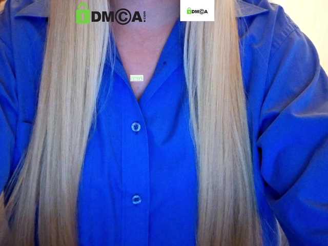 Vika-iz-Prostokvashino live cam on BongaCams