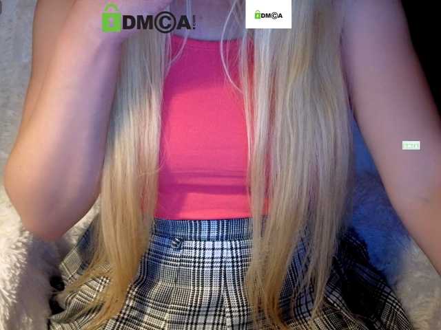 Vika-iz-Prostokvashino live cam on BongaCams