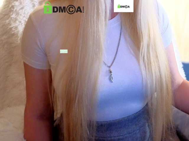 Vika-iz-Prostokvashino live cam on BongaCams
