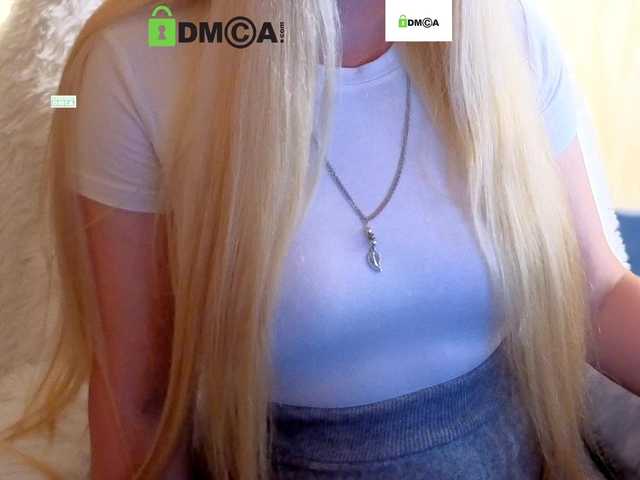 Vika-iz-Prostokvashino live cam on UnifiedCams