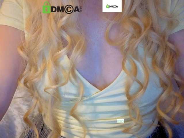 Vika-iz-Prostokvashino live cam on BongaCams