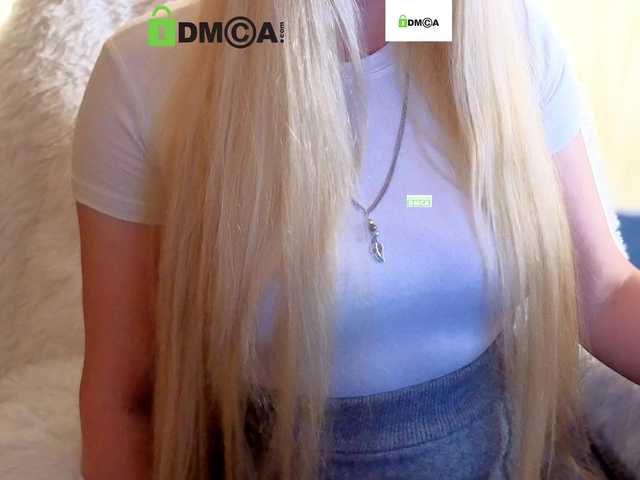 Vika-iz-Prostokvashino live cam on BongaCams