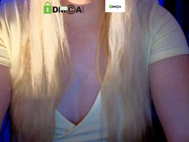 Vika-iz-Prostokvashino live cam on BongaCams