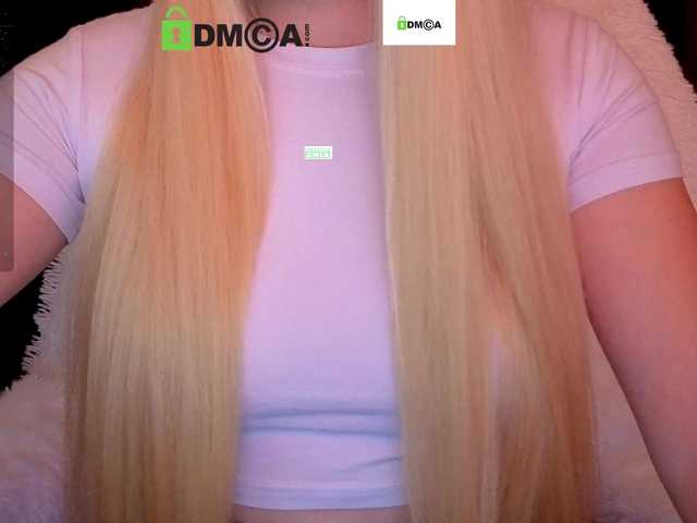 Vika-iz-Prostokvashino live cam on BongaCams