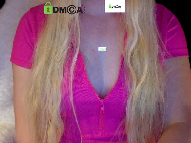 Vika-iz-Prostokvashino live cam on BongaCams