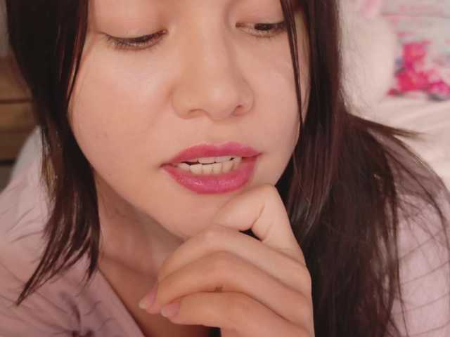 sexy-natty live cam on BongaCams
