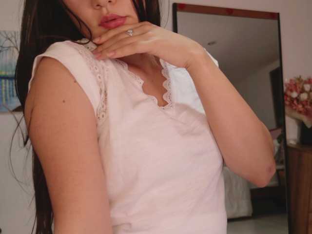 sexy-natty live cam on BongaCams