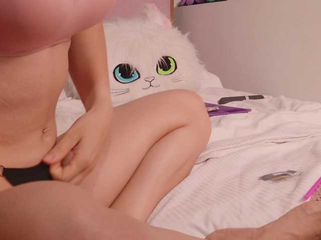 sexy-natty live cam on BongaCams