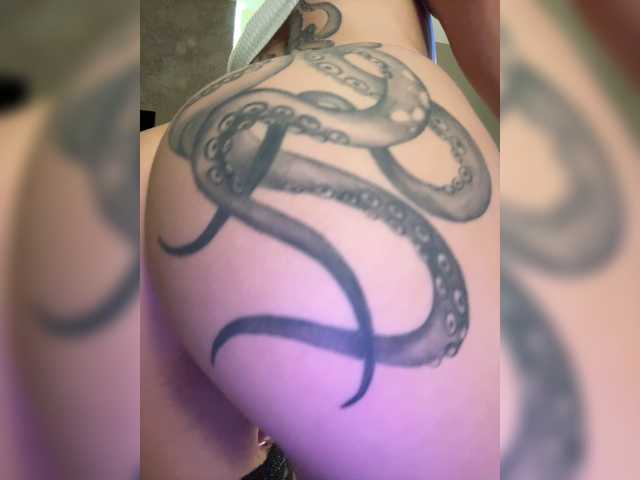 go to chat with BonnieMur